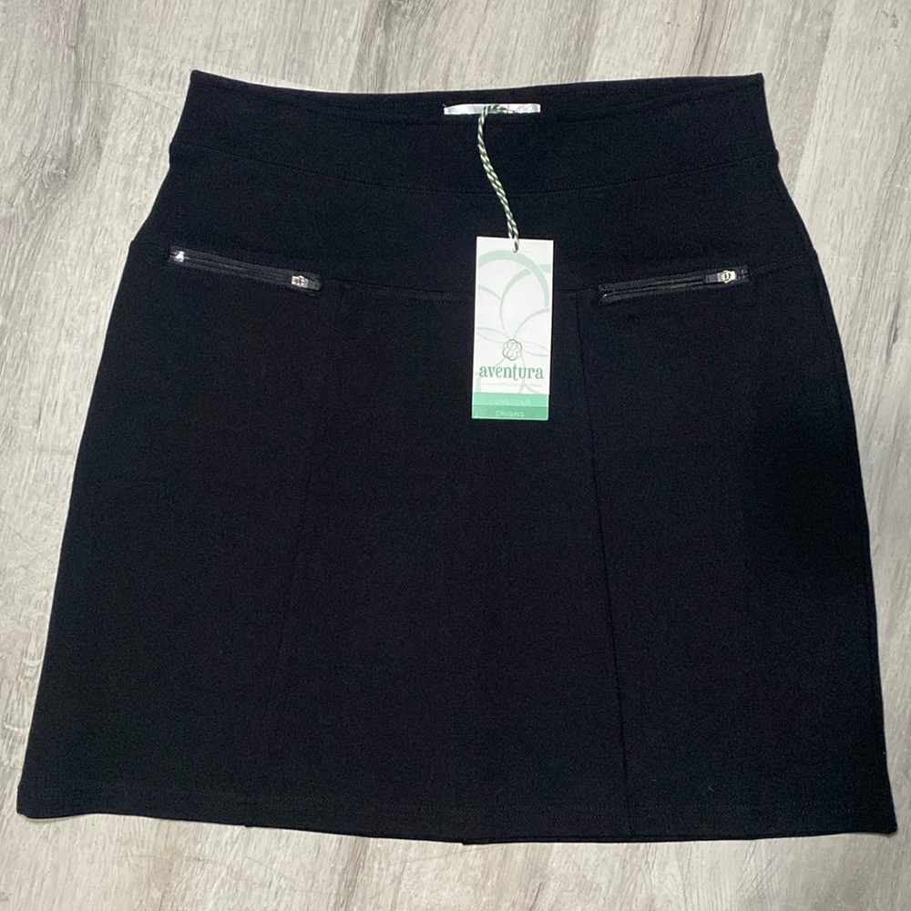 NWT Adventura Go Anywhere Skirt